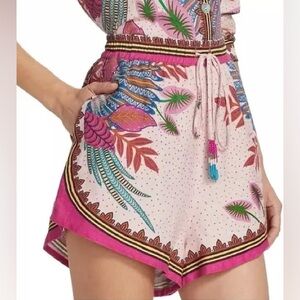 Farm Rio | Macaw Scarf Shorts | Pink | M